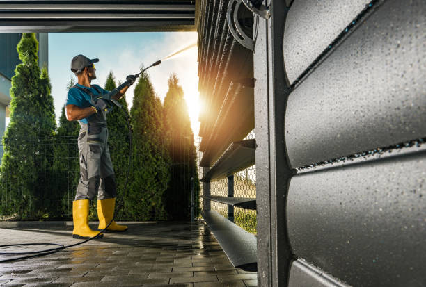 Best Garage Pressure Washing  in Liverpool, NY