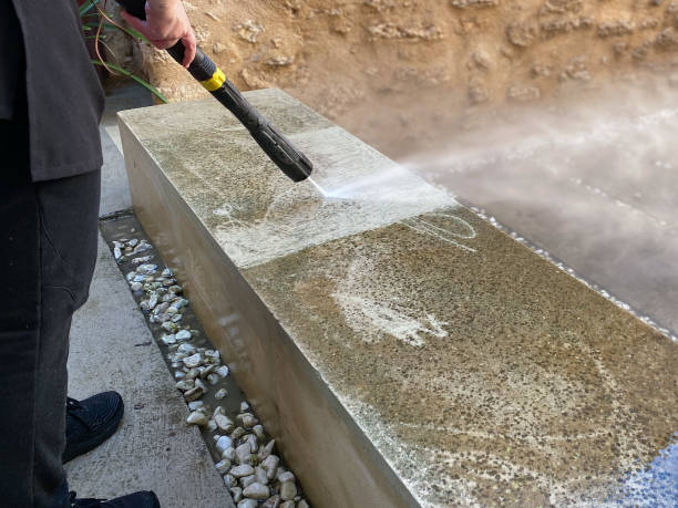 Best Deck Pressure Washing  in Liverpool, NY
